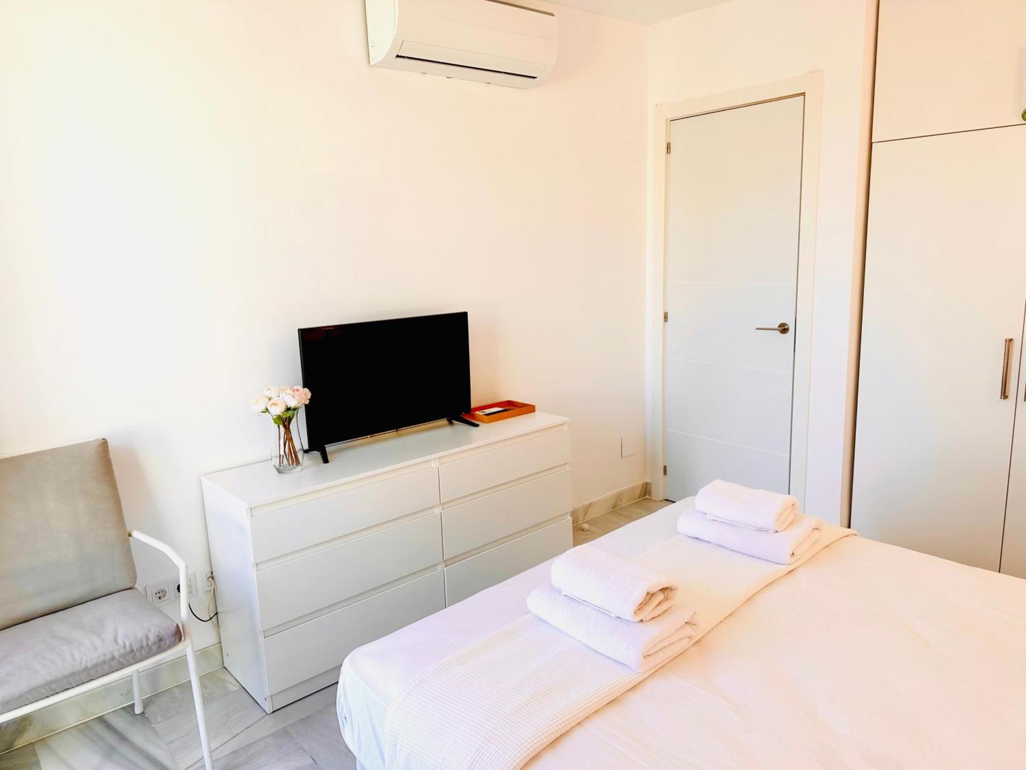 Apartamento, Paradise Sun Beach In Marina Беналмадена Екстериор снимка