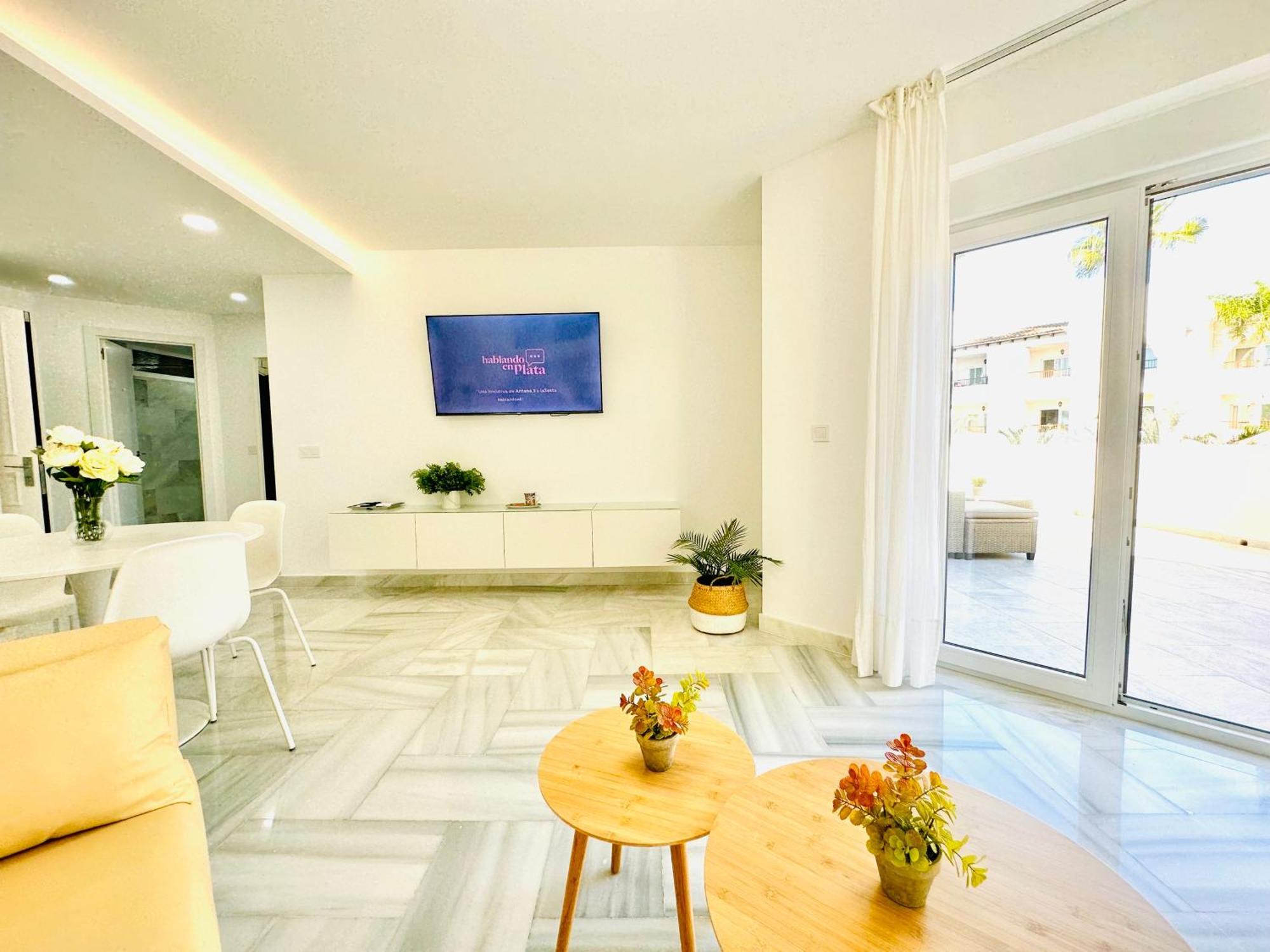 Apartamento, Paradise Sun Beach In Marina Беналмадена Екстериор снимка