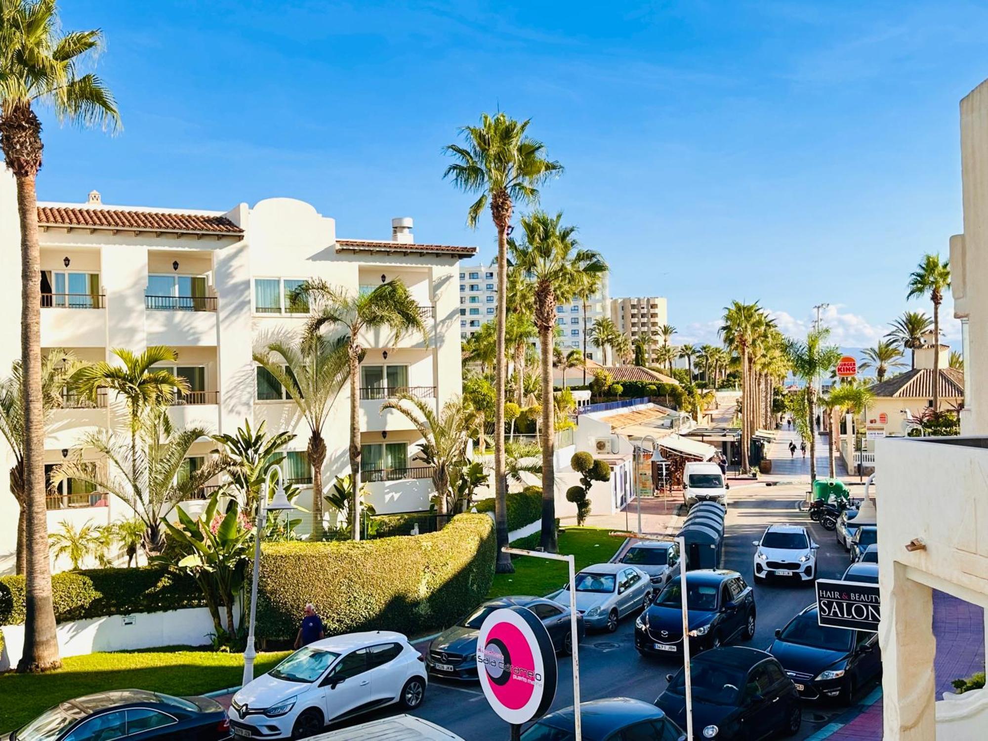 Apartamento, Paradise Sun Beach In Marina Беналмадена Екстериор снимка